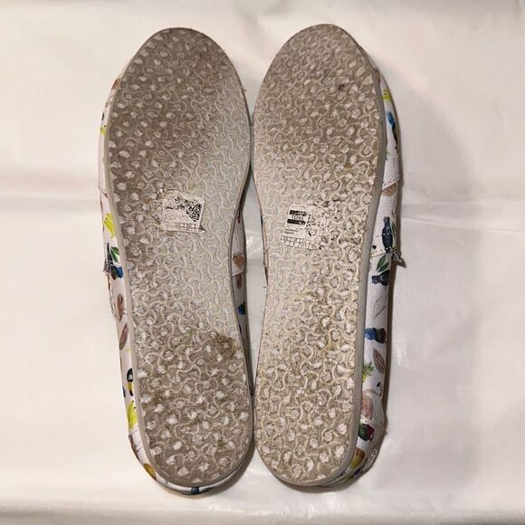 TOMS 11 White Multi Tropical Toucan Flamingo Fruit Canvas Slip On Flats - Picture 8 of 11